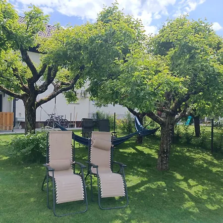 Apartma Z Lepo Teraso Za 3+1 Osebe Apartman Bled