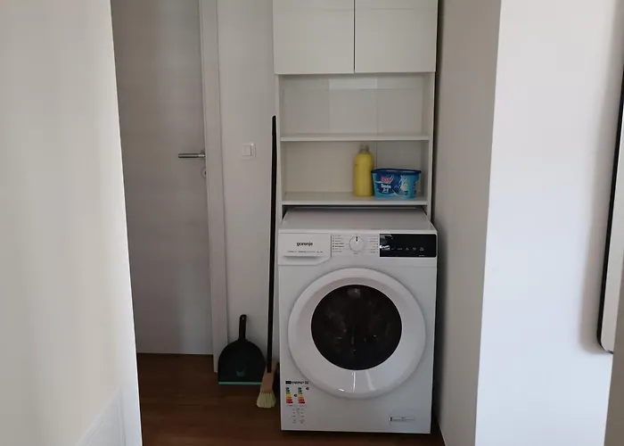 Apartma Z Lepo Teraso Za 3+1 Osebe بليد