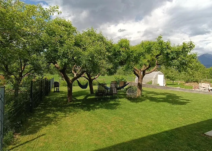 Apartma Z Lepo Teraso Za 3+1 Osebe Apartman