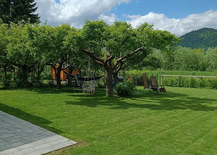 Apartma Z Lepo Teraso Za 3+1 Osebe شقة *